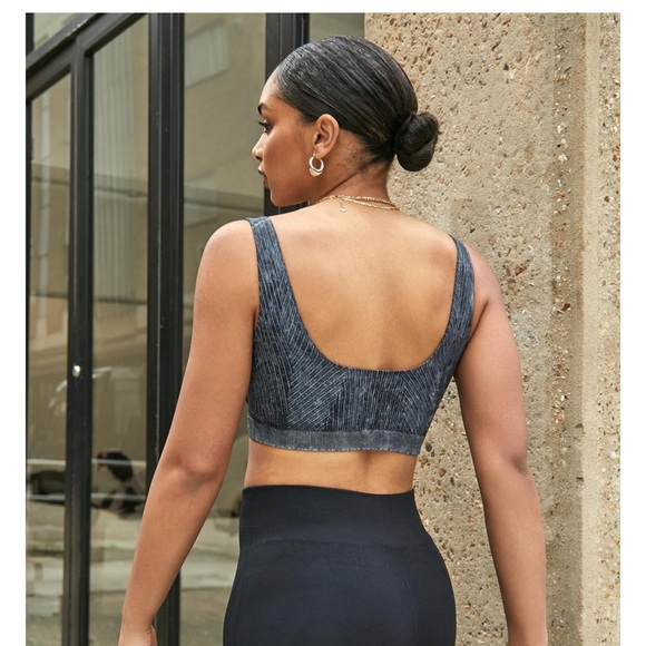 UO Black Seamless Rib Acid Wash Square Neck Lounge Bra Size Small - Picture 3 of 10